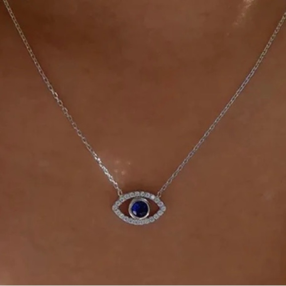 NEW! Silver Evil Eye Necklace